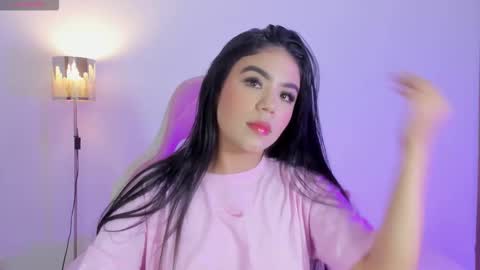 Isabel  online show from 12/23/25, 04:32