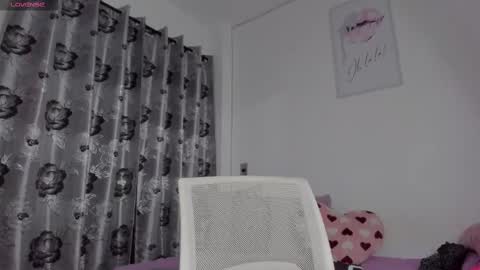 Snapshot of isabela_duran chatting on 09/30/25, 05:56 isabela duran online show from 09/30/25, 05:56