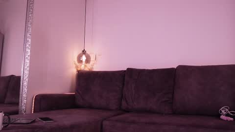 Isabela online show from 07/13/26, 11:46
