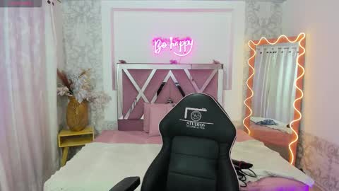 Snapshot of isabela_tay chatting on 02/12/26, 11:38 ISABELA online show from 02/12/26, 11:38