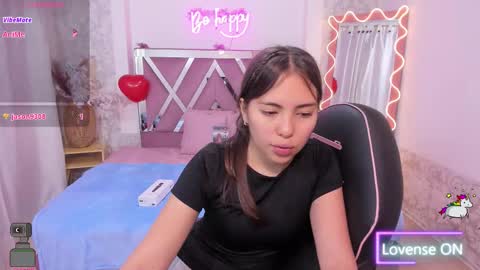 Snapshot of isabela_tay chatting on 02/17/26, 11:40 ISABELA online show from 02/17/26, 11:40