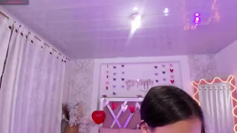 Snapshot of isabela_tay chatting on 03/03/26, 12:00 ISABELA online show from 03/03/26, 12:00