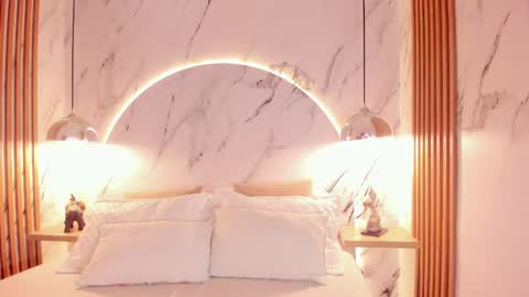 isabelastefano online show from 09/25/25, 11:08