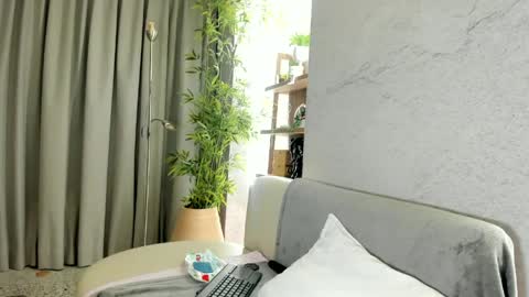 isabelastefano online show from 05/05/26, 03:14