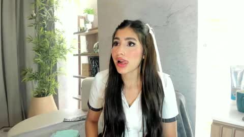 isabelastefano online show from 05/10/26, 03:23