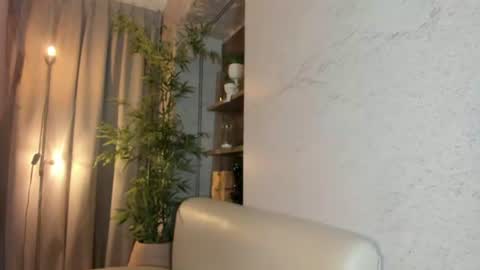 Snapshot of isabelastefano chatting on 07/21/26, 03:31 isabelastefano online show from 07/21/26, 03:31
