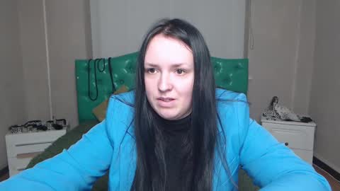 Snapshot of isabelblackberry chatting on 12/15/24, 02:05 IsabelBlackberry online show from 12/15/24, 02:05