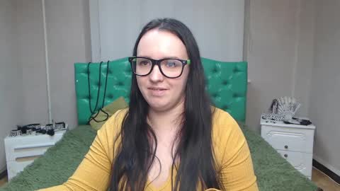 Snapshot of isabelblackberry chatting on 12/16/24, 09:24 IsabelBlackberry online show from 12/16/24, 09:24