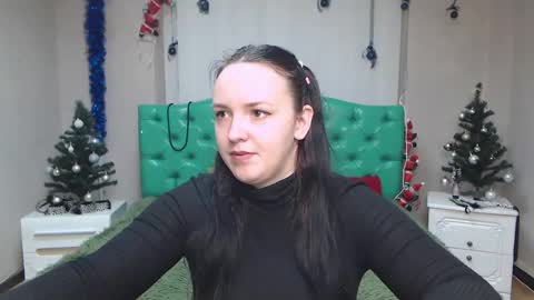 Snapshot of isabelblackberry chatting on 12/28/24, 06:17 IsabelBlackberry online show from 12/28/24, 06:17