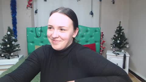 Snapshot of isabelblackberry chatting on 01/05/25, 03:13 IsabelBlackberry online show from 01/05/25, 03:13