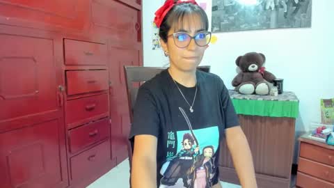 Isabella22 1 online show from 01/10/25, 02:57