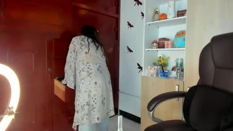 Isabella22 1 online show from 01/08/26, 08:55