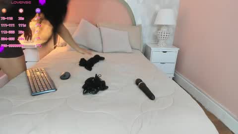 isabella__milf online show from 04/07/26, 07:25