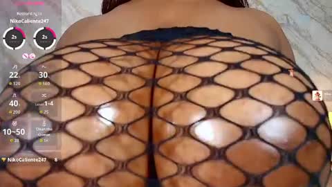 isabella__rose_ online show from 06/21/26, 07:49