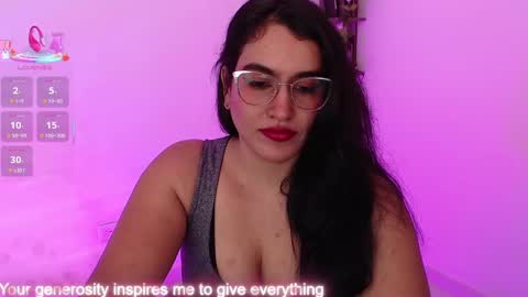 isabella_aristi03 online show from 09/19/25, 04:25