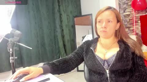 Snapshot of isabella_boom chatting on 02/14/25, 09:24 isabella_boom online show from 02/14/25, 09:24