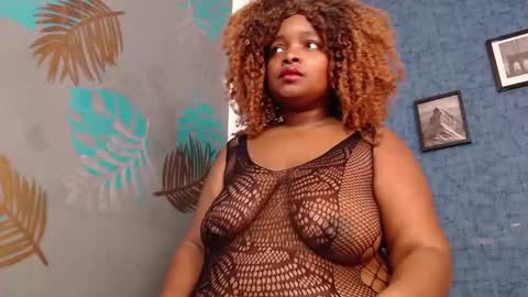 ISABELLA online show from 11/24/25, 08:36