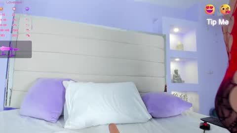 Isa online show from 03/12/25, 03:46