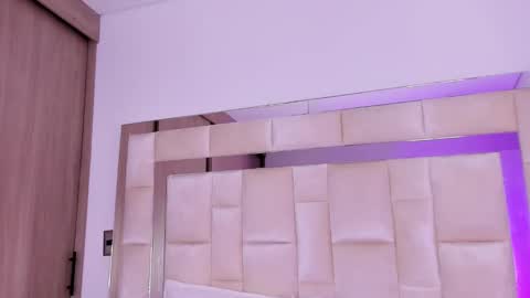 isabella_gomez11 online show from 01/23/25, 09:39