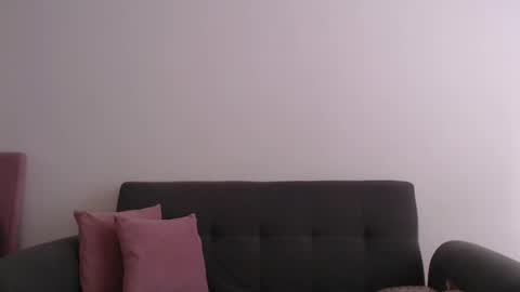 ISABELLA online show from 02/07/25, 09:37