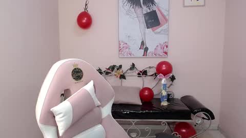 Isa  online show from 11/15/25, 02:46