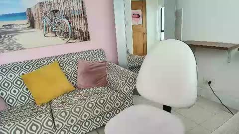 Snapshot of isabella_moen chatting on 07/28/26, 07:39 Isa online show from 07/28/26, 07:39
