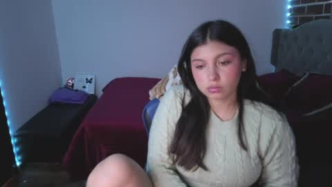 Snapshot of isabella_monntolvo chatting on 05/20/26, 08:15 isabella_monntolvo online show from 05/20/26, 08:15