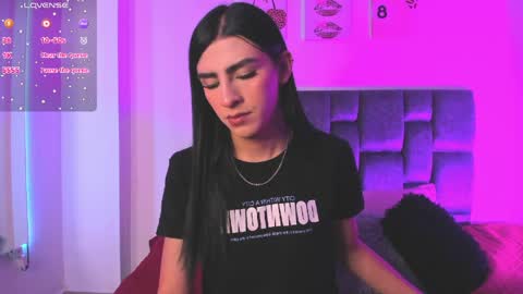 Isabella Moon9 online show from 04/02/26, 12:03