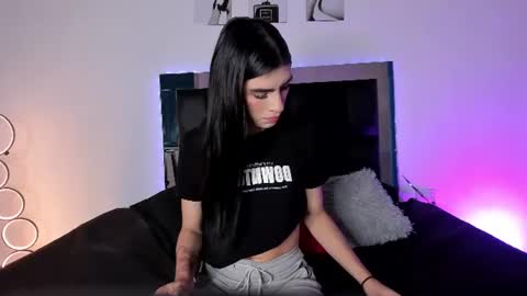 Isabella Moon9 online show from 07/09/26, 11:58