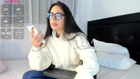 isabella_ospina online show from 06/23/26, 04:05