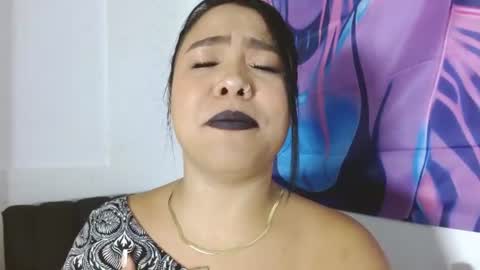Isabella velvet online show from 06/25/26, 01:26
