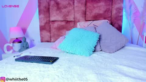 Isabella White online show from 03/06/25, 07:21