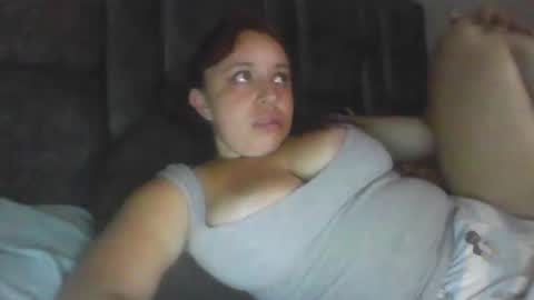 isabellaa_hills_ online show from 05/27/26, 02:19