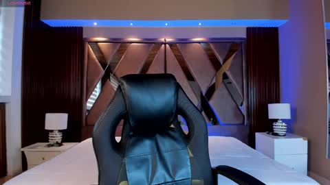 Isabella  Everyday From 0530 to 1430 Col Time online show from 02/17/25, 12:16