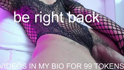 Snapshot of isabellabis chatting on 12/26/24, 05:37 Bella B -JOIN FREE online show from 12/26/24, 05:37