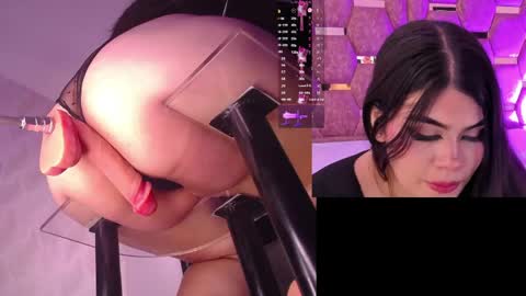 Snapshot of isabellablow chatting on 06/08/26, 01:44 isabellablow online show from 06/08/26, 01:44