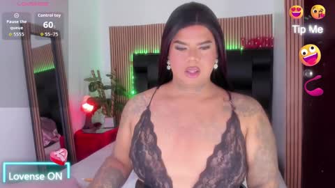 Snapshot of isabellabrand04 chatting on 10/07/25, 02:14 isabellabrand04 online show from 10/07/25, 02:14