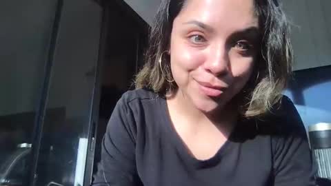 isabellaelizabeth online show from 02/23/26, 09:56