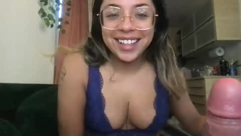 isabellaelizabeth online show from 07/04/26, 04:46