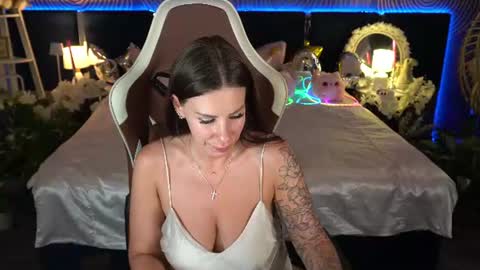 Snapshot of isabellafoxyy chatting on 06/12/26, 12:59 Marina online show from 06/12/26, 12:59