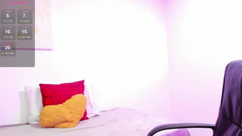 Snapshot of isabellagh1 chatting on 03/03/25, 08:54 Instagram soybella01 online show from 03/03/25, 08:54