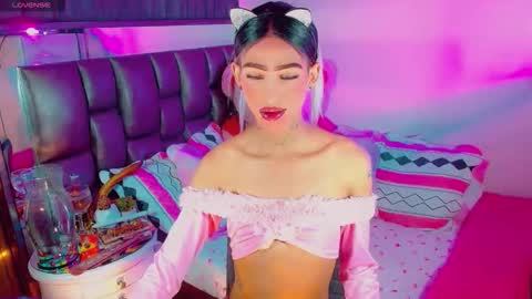 isabellagirs online show from 02/18/26, 06:42