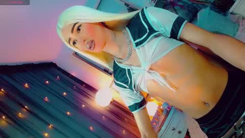 isabellagirs online show from 05/21/26, 05:58