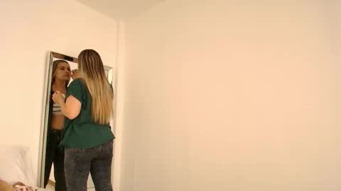 Isabella  online show from 02/20/26, 01:55