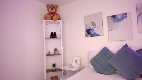 Snapshot of isabellaharley chatting on 05/29/26, 01:31 Isabella online show from 05/29/26, 01:31