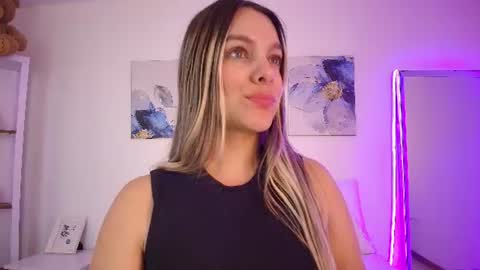 Snapshot of isabellaharley chatting on 07/07/26, 02:54 Isabella online show from 07/07/26, 02:54