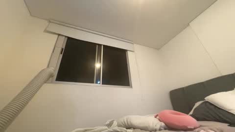 Isabella.. back again  online show from 04/18/26, 04:05