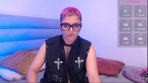 Snapshot of isabellamoutt chatting on 10/11/25, 01:49 Isabella Mout online show from 10/11/25, 01:49