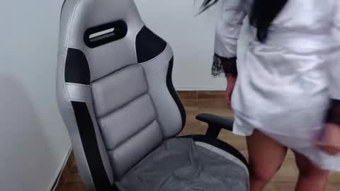 Isa online show from 02/15/26, 09:55