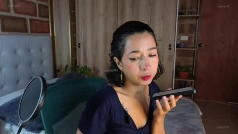 Isabela Paz online show from 04/14/26, 12:22